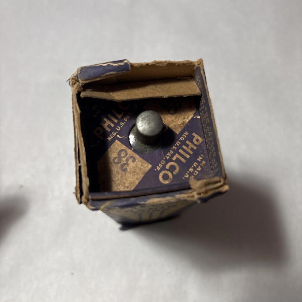 NOS PHILCO Type 38 Radio Power Output Tube Tested With Original Box - Picture 2 of 4